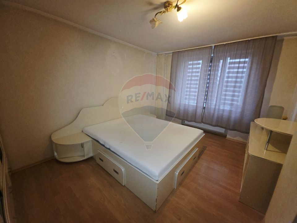 4 room Apartment for sale, Calea Romanului area