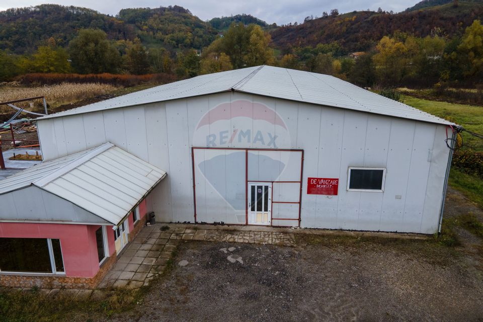 683sq.m Industrial Space for rent, Exterior Est area