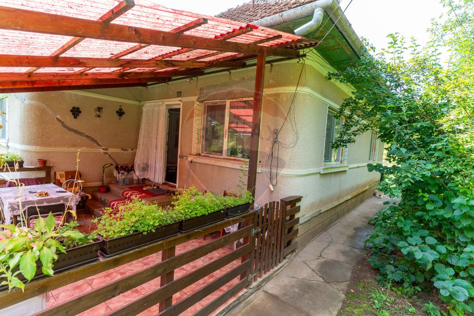 Casă / Vilă cu 3 camere de vânzare