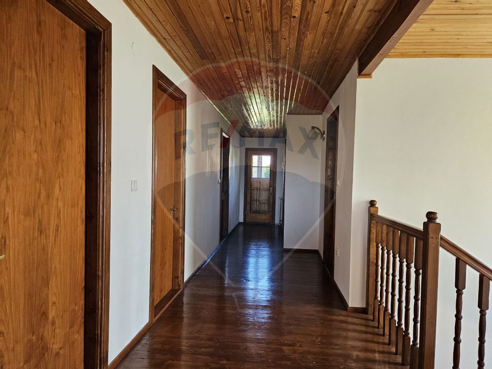 6 room House / Villa for sale