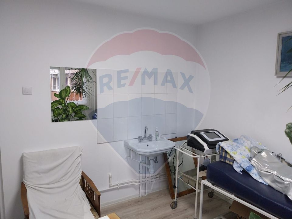 50sq.m Commercial Space for rent, Lapus area