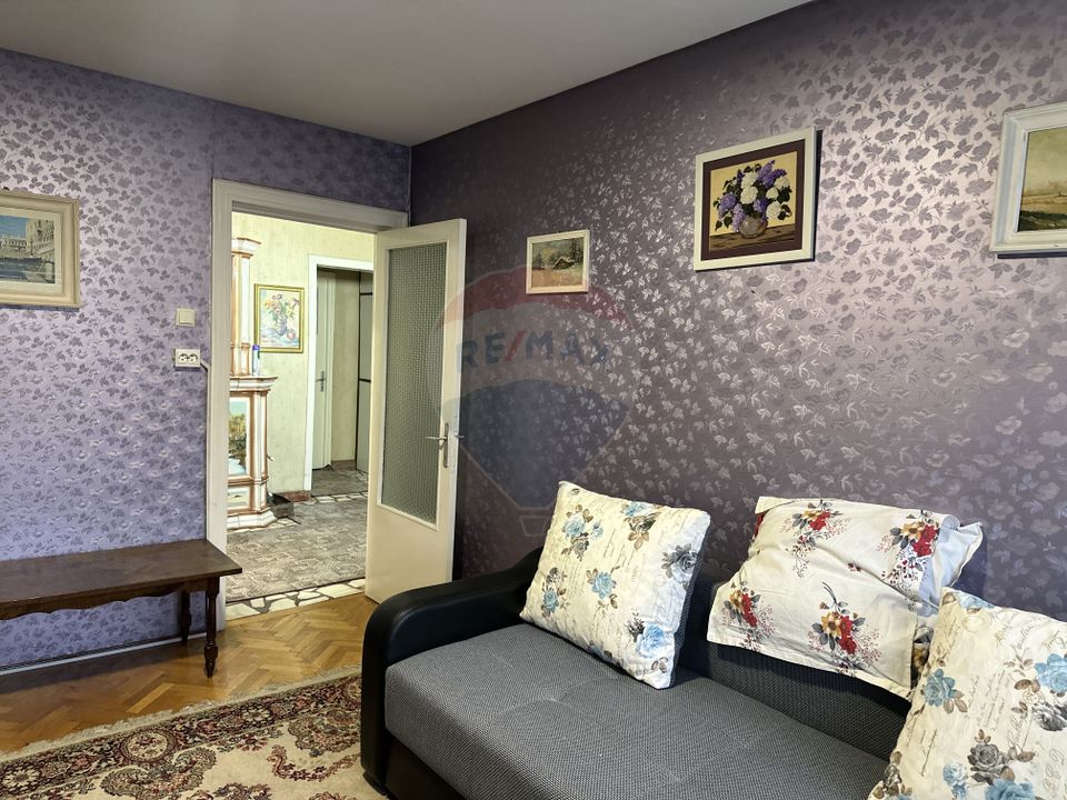4 room Apartment for sale, Central area