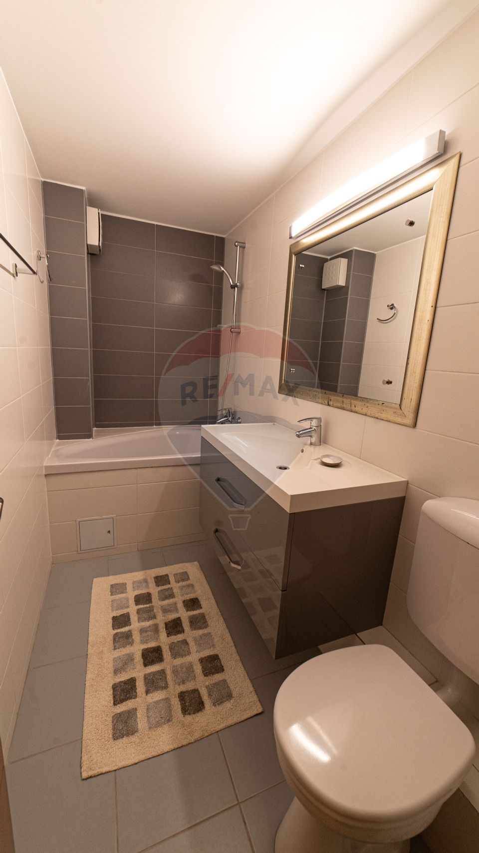 Apartament 3 camere de inchiriat, zona Dristor