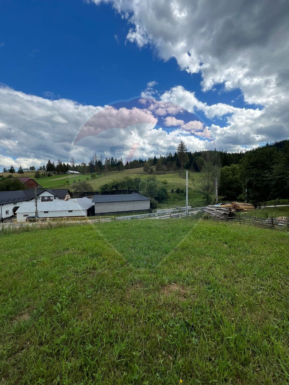 Teren 4397 mp Intravilan Manastirea Humorului / Lunga Bucovina