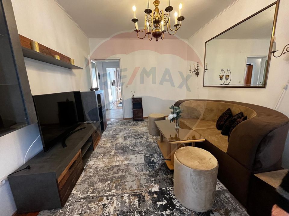Apartament 2 camere de închiriat în Piața Amzei