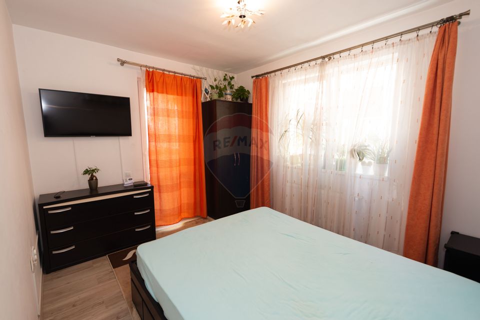 For sale apartment with 3 rooms 2 bathrooms 75sqm Solstitiului