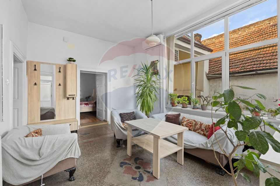 3 room House / Villa for sale, Boul Rosu area