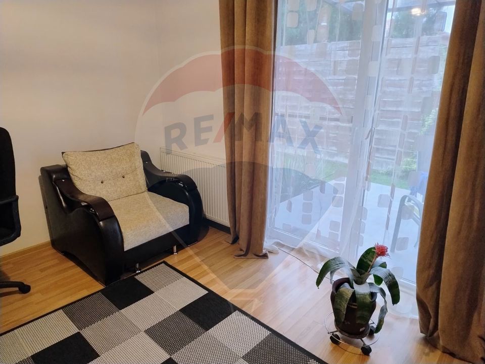 Duplex modern de închiriat  cu 5 camere în Floresti
