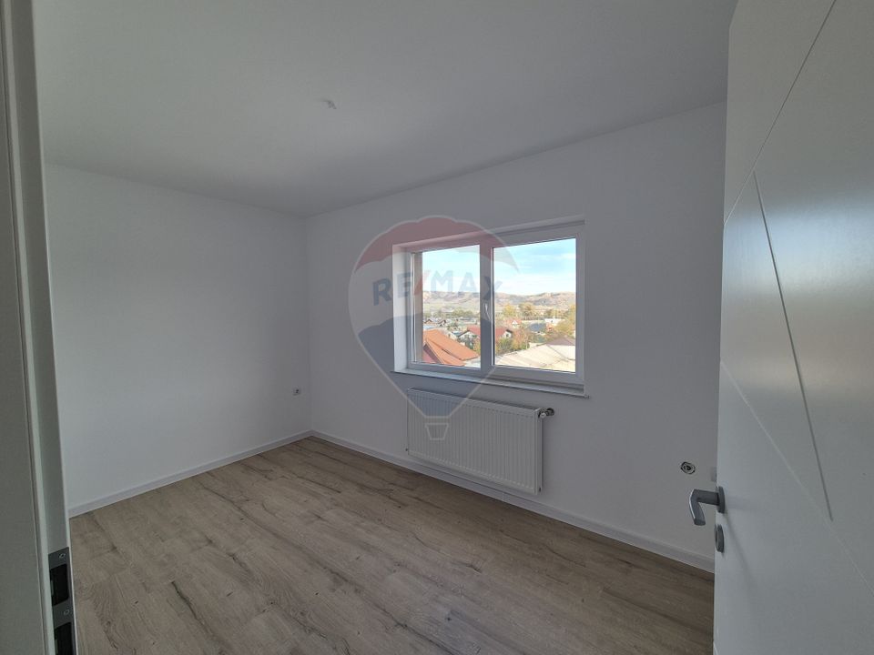 4 room Apartment for sale, Kogalniceanu area