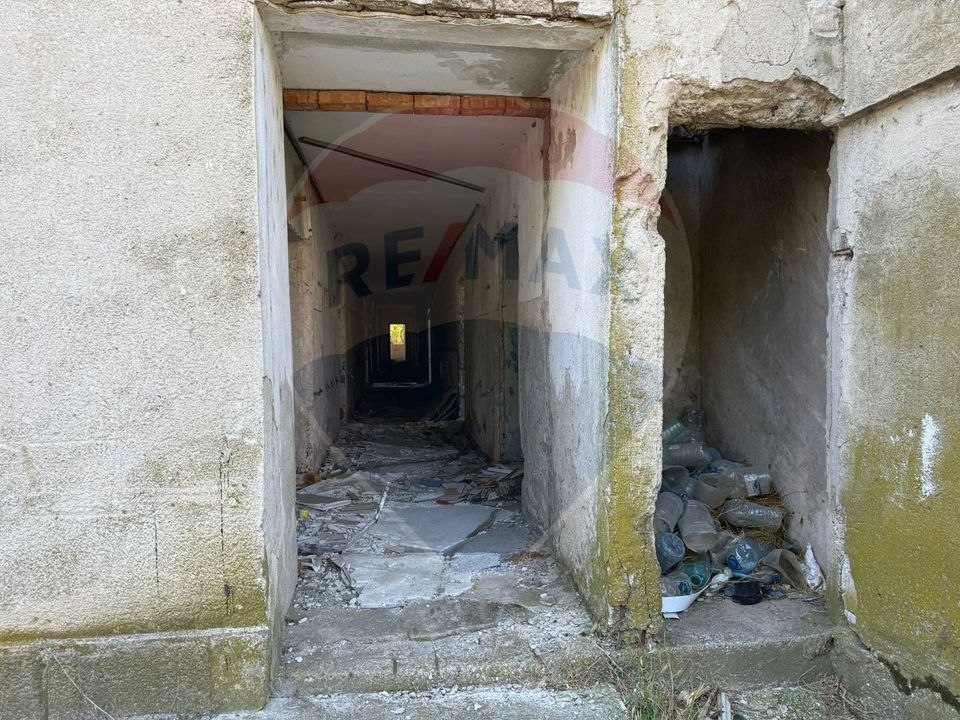 Investment opportunity / Block GF+4 for sale Babadag - Tulcea