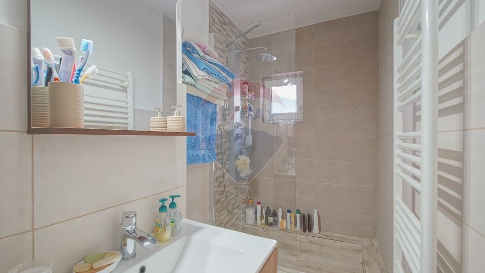 Oferta rezervata! Apartament de vânzare - 2 camere decomandat