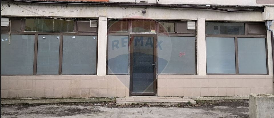 125sq.m Commercial Space for rent, Manastur area