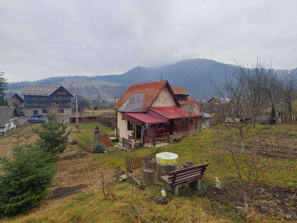 Casă / Vilă in Bucovina-Vama-Prisaca Dornei-Suceava