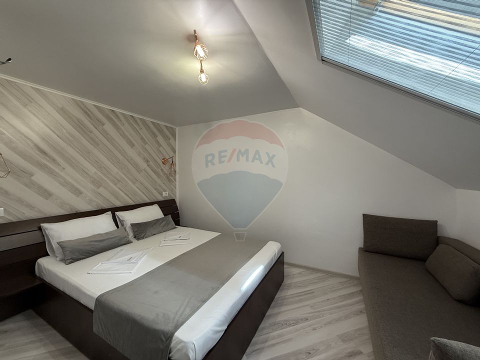 Casa / Pensiune cu 12 camere de vânzare în zona Eforie Sud Constanta