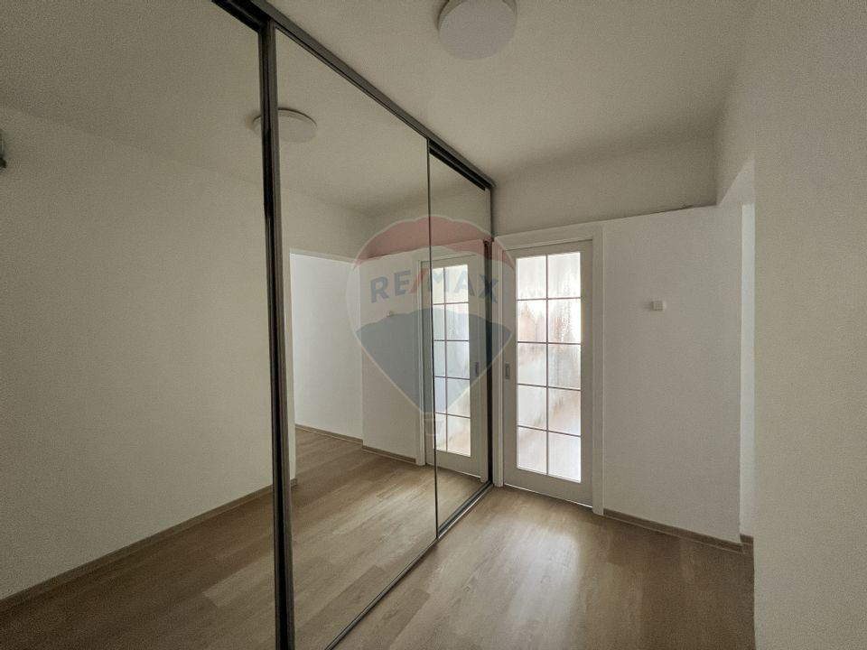 Apartament cu 2 camere de închiriat în zona Basarabia