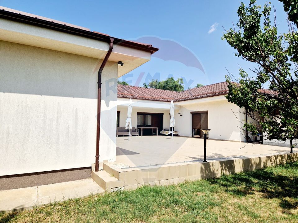 4 room House / Villa for sale