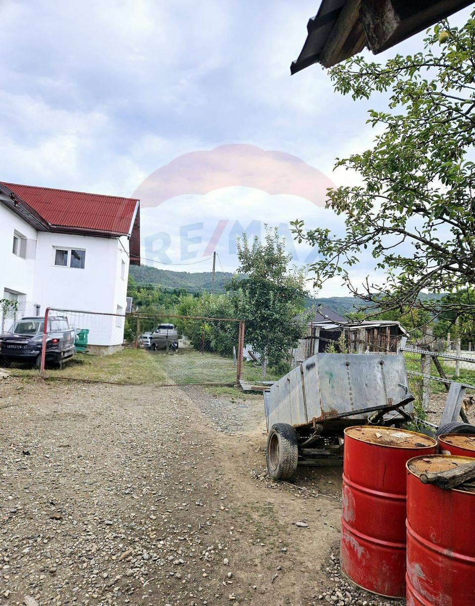 5 room House / Villa for sale