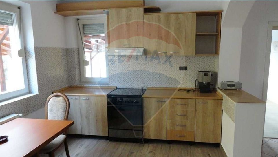 5 room House / Villa for rent, Subcetate area