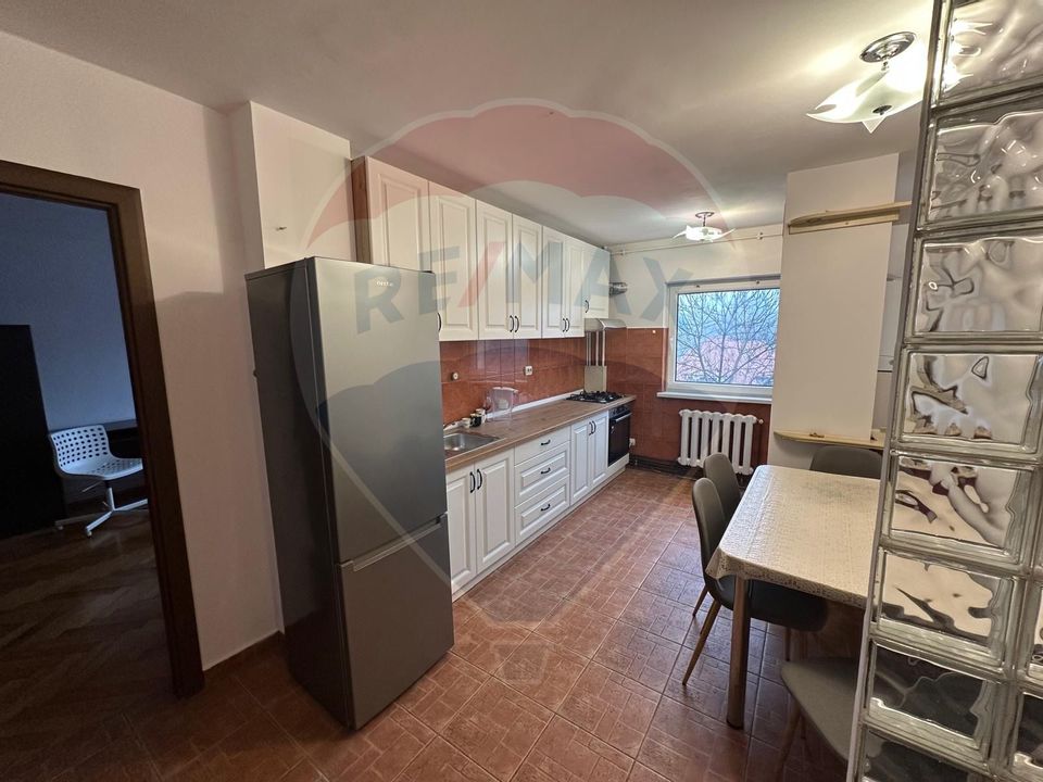 Apartament de 3 camere de inchiriat in Zorilor