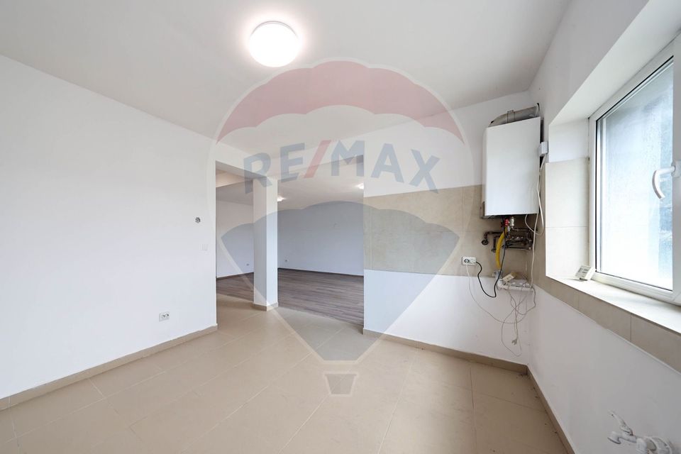 4 room House / Villa for sale