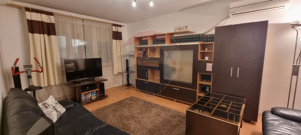 2 room apartment OWN CENTRAL and BOX - Drumul Taberei