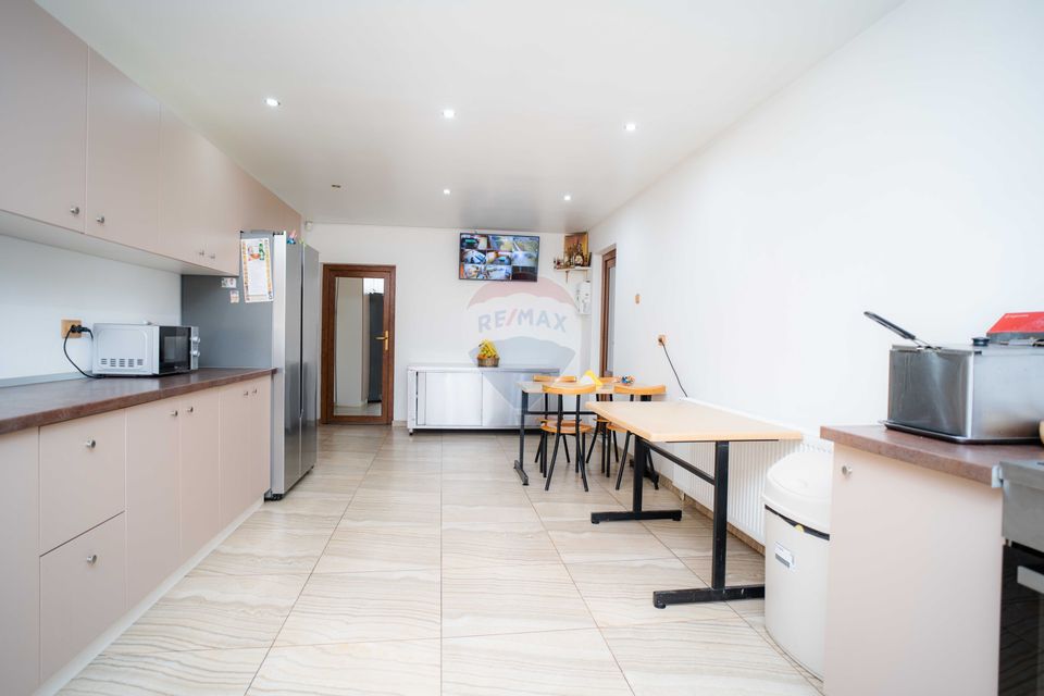 5 room House / Villa for sale, Periferie area
