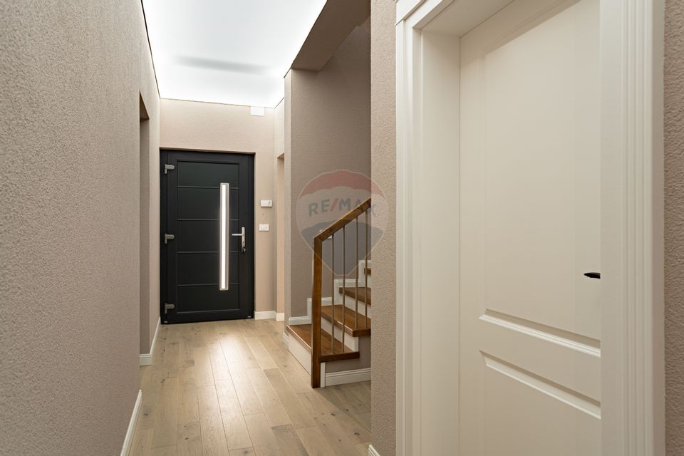 4 room House / Villa for sale, Gradiste area