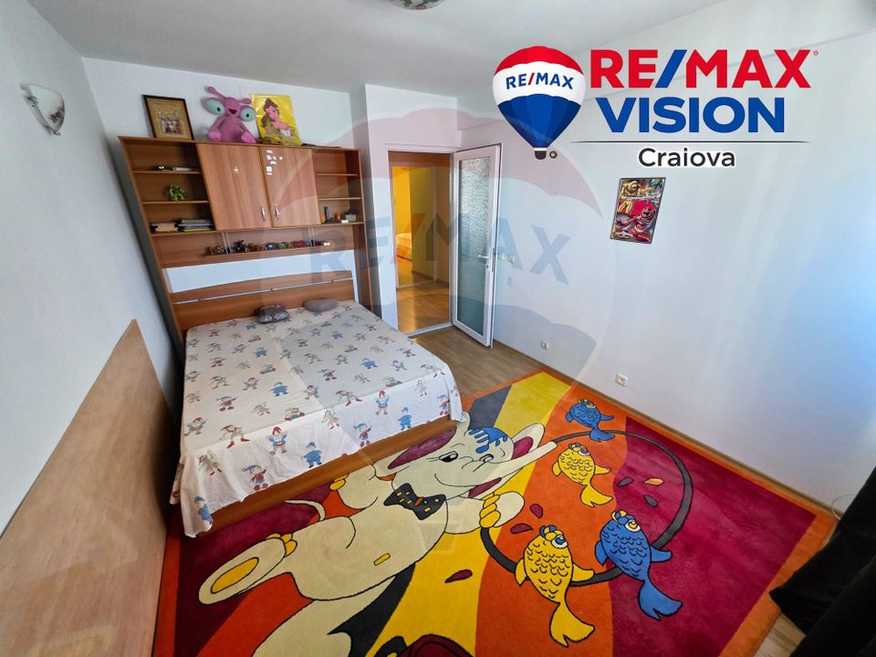 4 room Apartment for rent, Central area