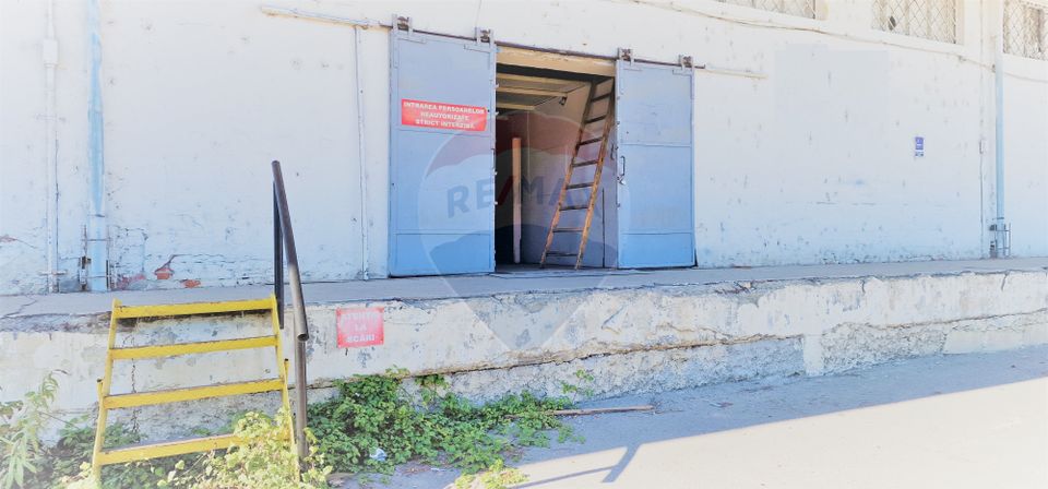 300sq.m Industrial Space for rent, Bartolomeu area