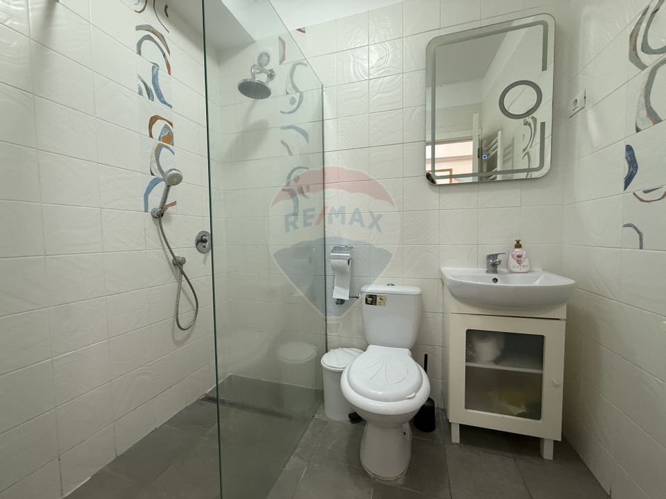 Apartament cu 2 camere de vanzare în Mamaia Nord Opera Constanta