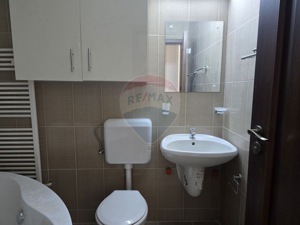 Vila / Pensiune / Camin / Azil seniori, zona superba Moeciu, parcare