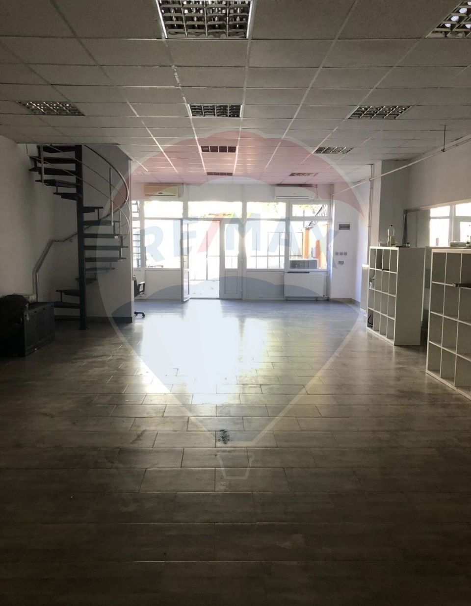 240sq.m Commercial Space for rent, Victoriei area