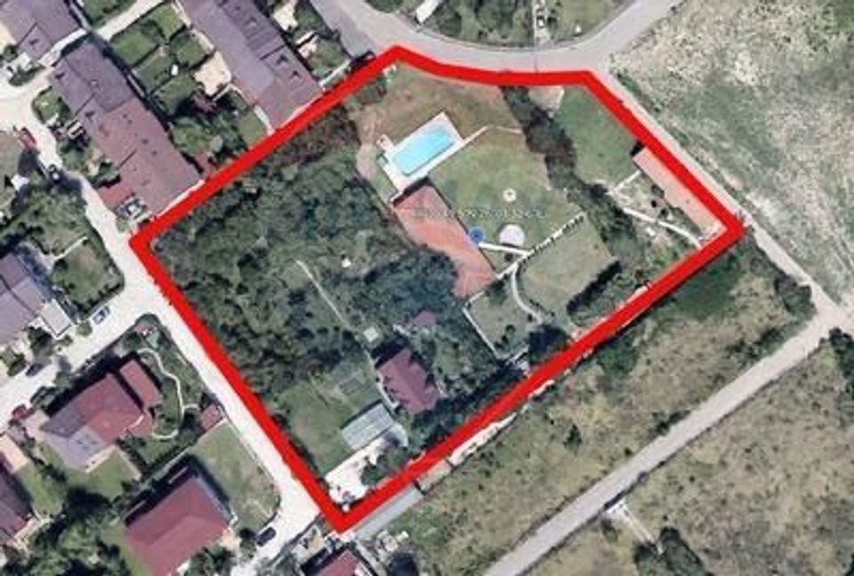 DE VANZARE Teren 6300mp Strada Nades