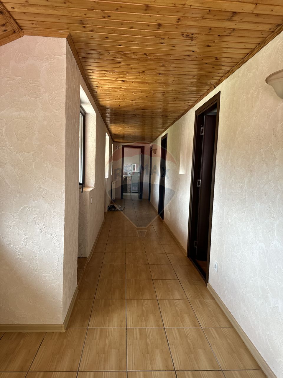 18 room Hotel / Pension for sale