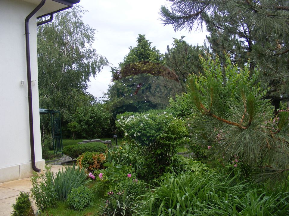 7 room House / Villa for sale