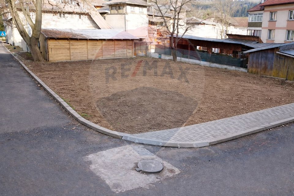 Teren central 322mp Vatra Dornei / Strada Lumea Noua