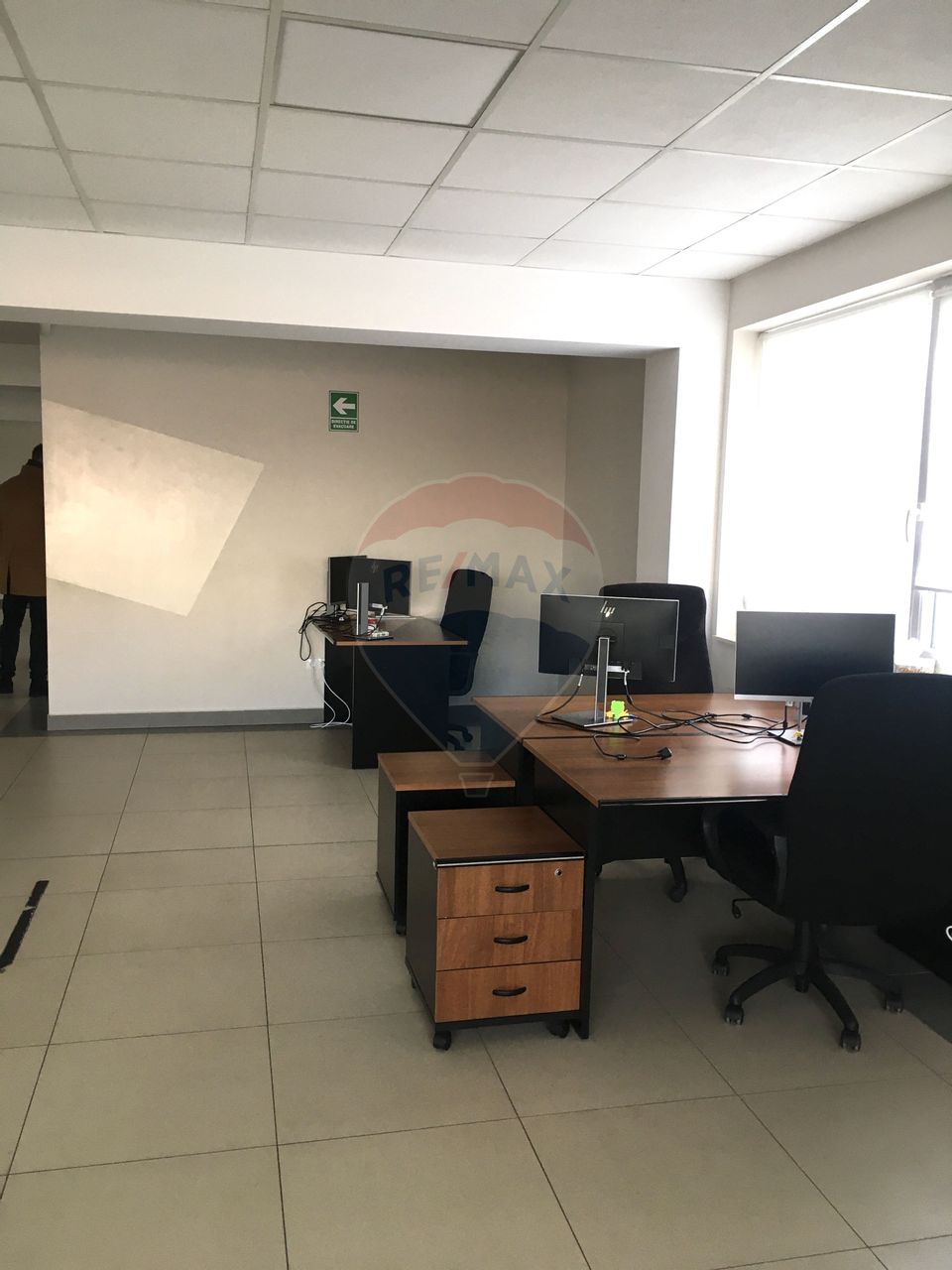 380sq.m Office Space for sale, Intre Lacuri area