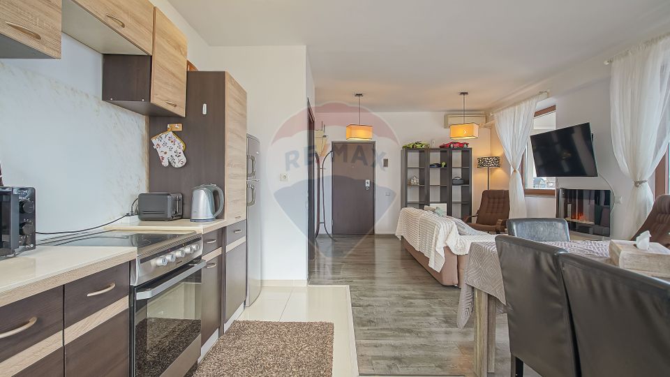 REZERVAT | TERASA SI VEDERE PANORAMICA | SEASONS RESIDENCE