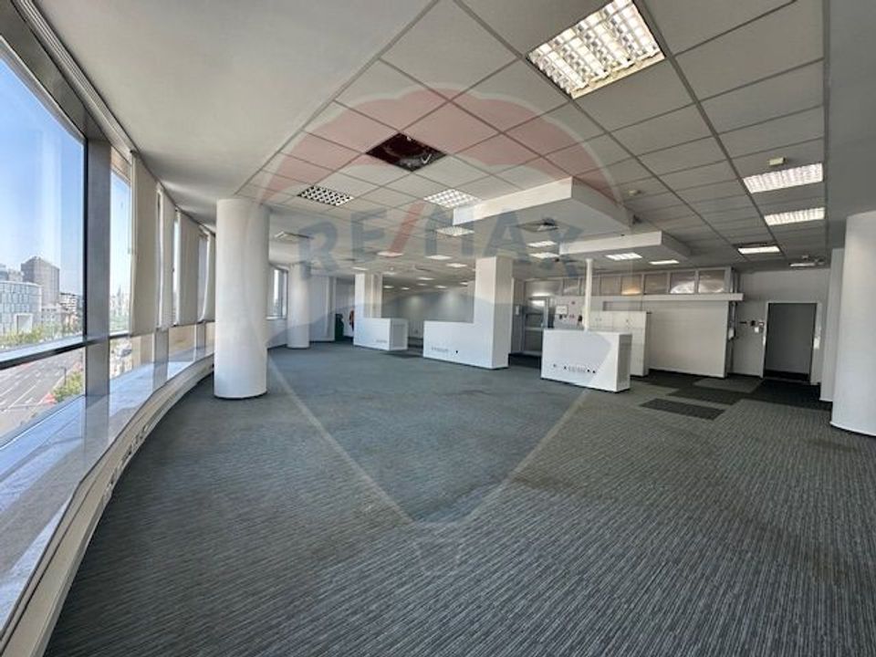 196sq.m Office Space for rent, Central area