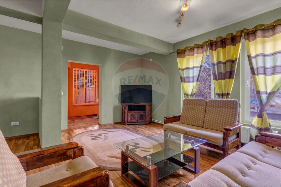 8 room House / Villa for sale, Ultracentral area