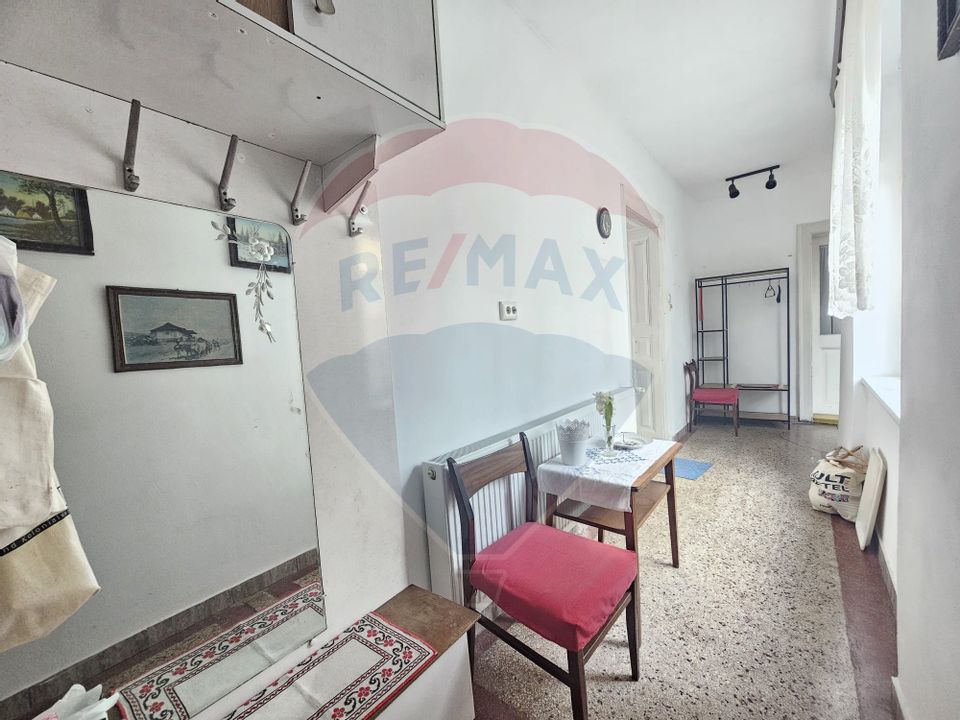 5 room House / Villa for sale