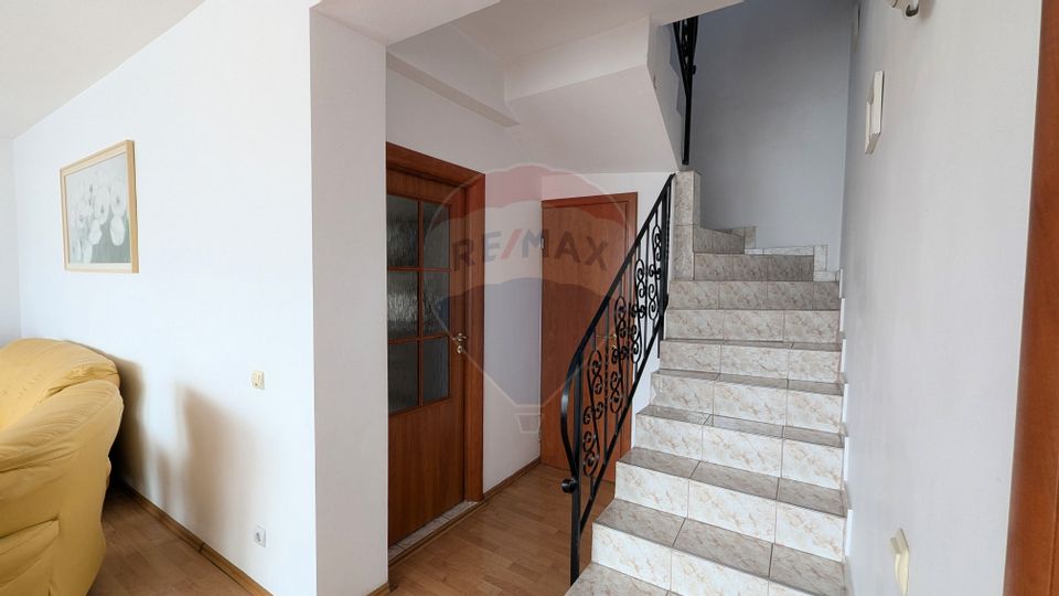 5 room House / Villa for sale, Central area