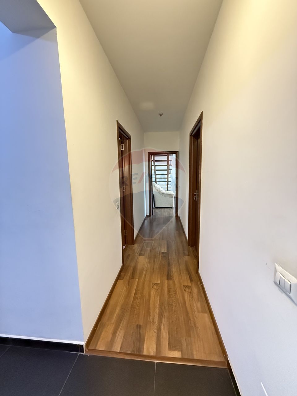 Apartament 3 camere Dobroesti cu loc de parcare inclus