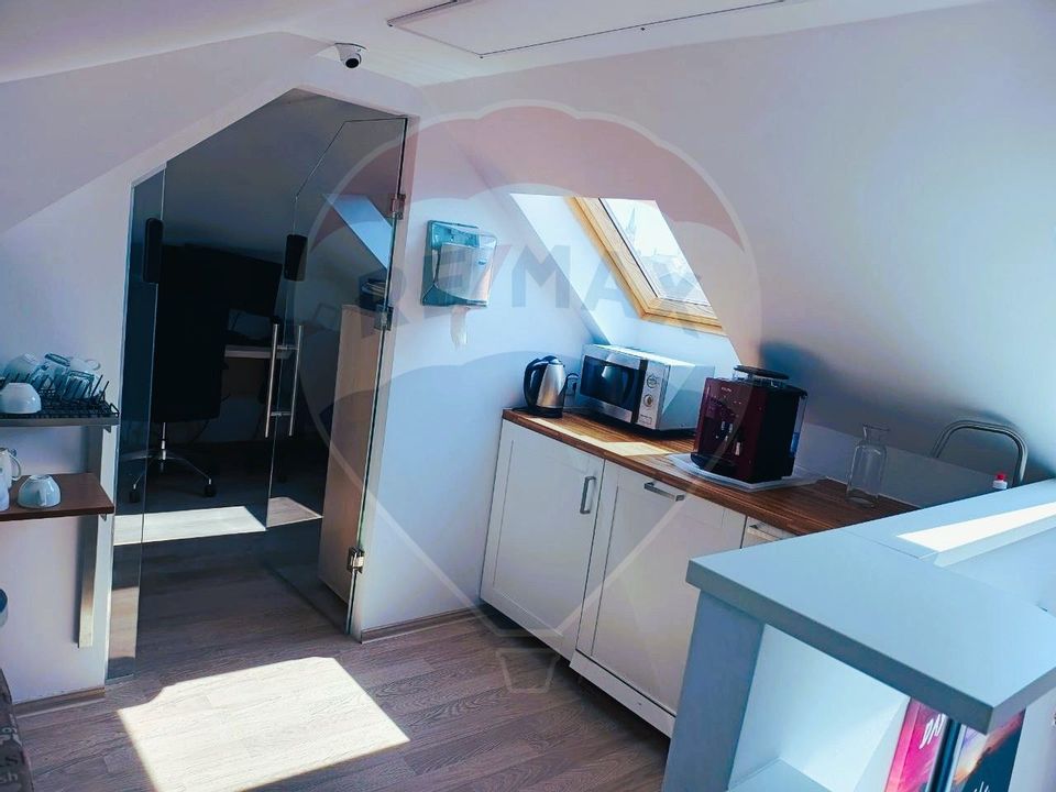 180sq.m Office Space for rent, Terezian area