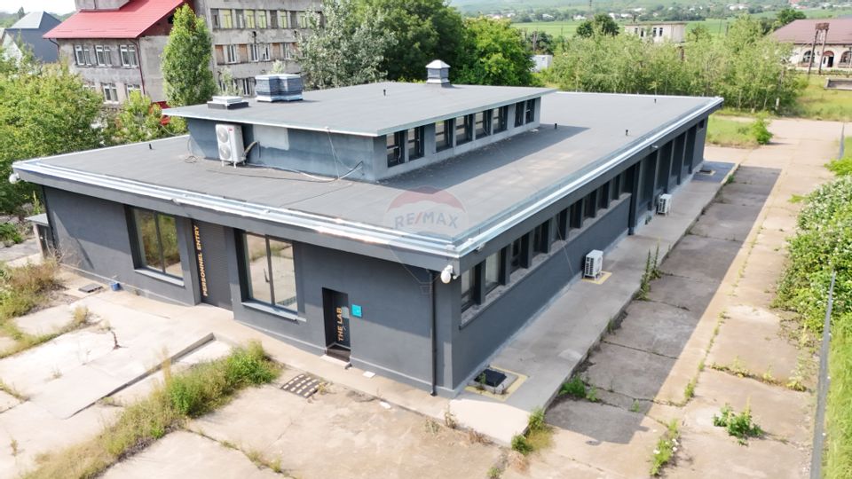 Hală industrială Clasa A, 895 mp + teren 2.880 mp, Ploiești