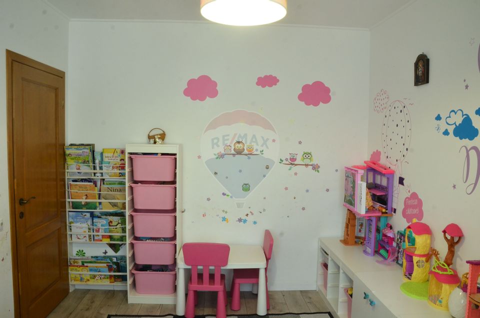 4 room House / Villa for sale
