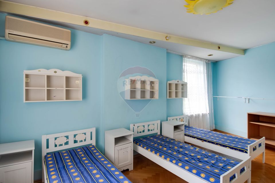 6 room Apartment for rent, Dacia area