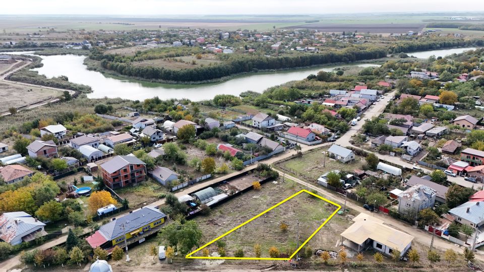 Vand teren intravilan Petrachioaia la pret excelent