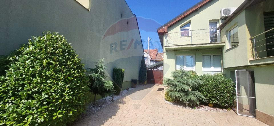 5 room House / Villa for sale, Functionarilor area