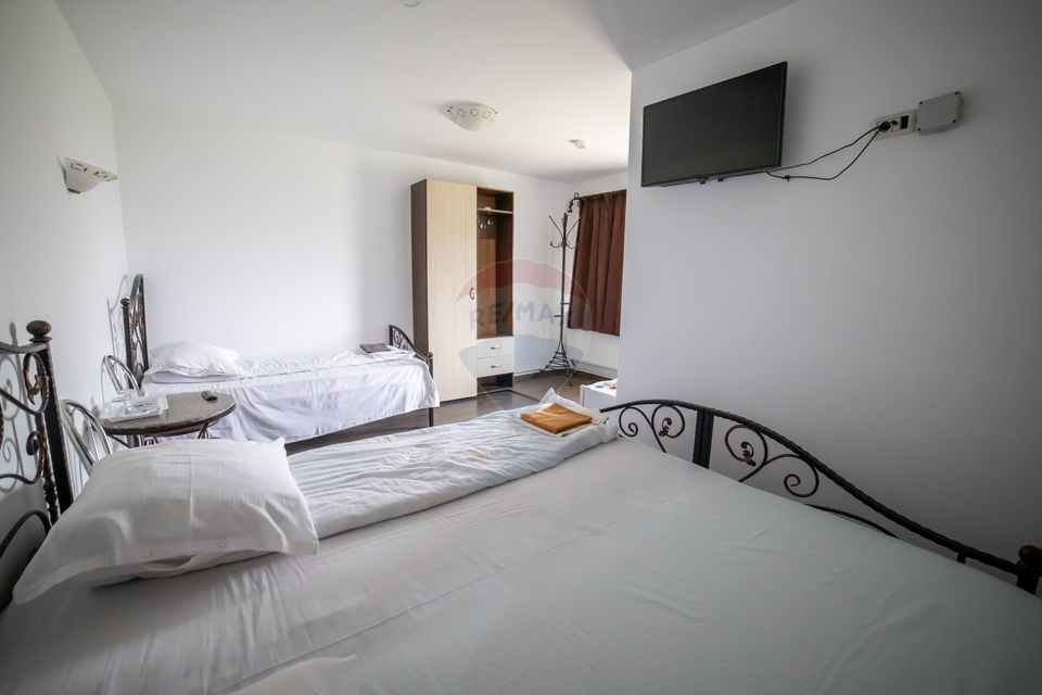 21 room Hotel / Pension for sale, Calea Romanului area